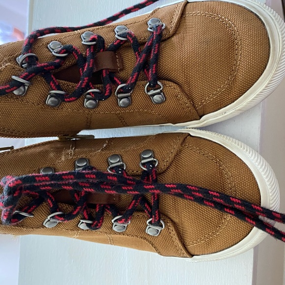 Winter boot - Picture 2 of 4